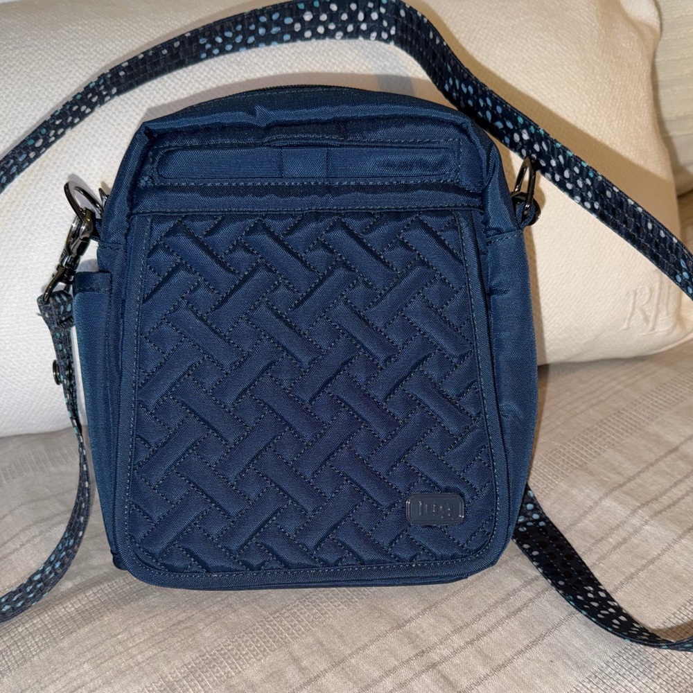 Lug Crossbody Travel Bag in Navy NWOT